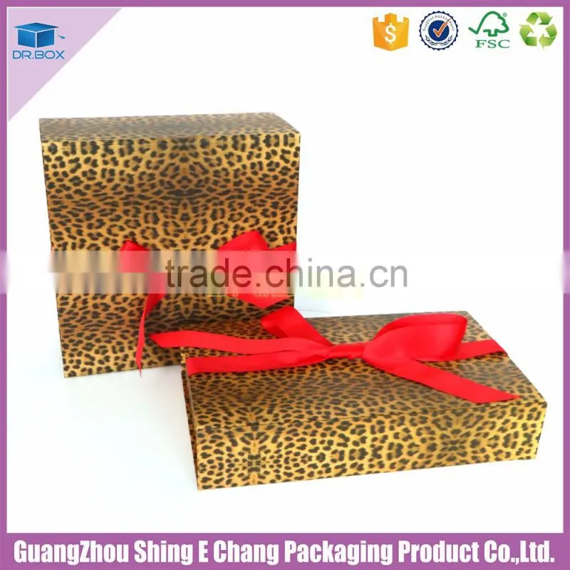 Good China wholesaler Magnetic button round metal paper plastic shoe valet cardboard clothes boxes