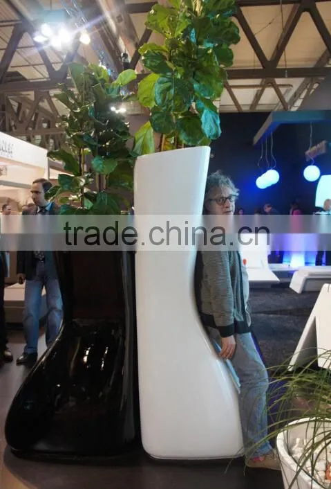 modern fiberglass planter