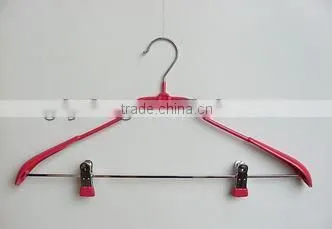 Fashion non slip wire clothes hanger with pvc covered