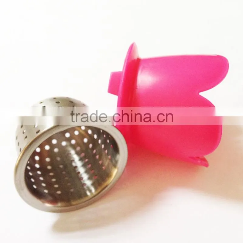 beautful pink stainless steel plastic tea strainer gift