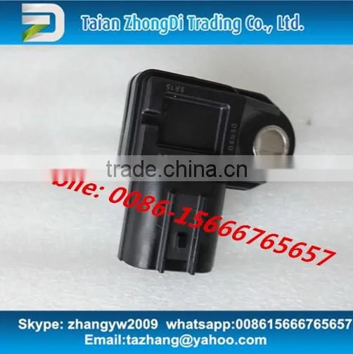DENSO fuel pressure sensor 1865A035