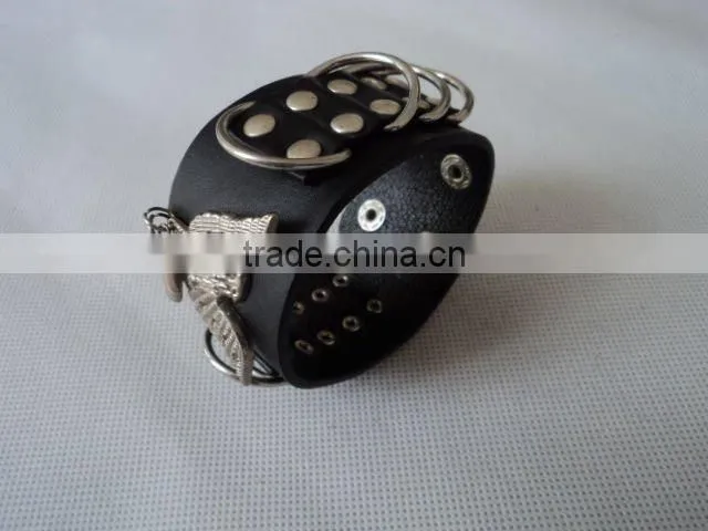 factory directs many colors available Bracelet leather women rivet punk style pu leather