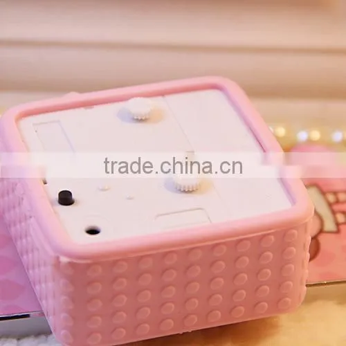 Hot sell Square silicone clock