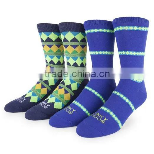 2015 fashion custom wholesale stripe socks