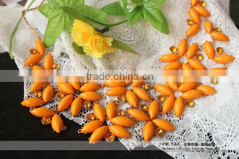W1029 acrylic beaded statement necklace,beaded statement necklace wholesale,large beaded statement necklace