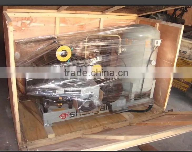 18.9L injection blow molding machine