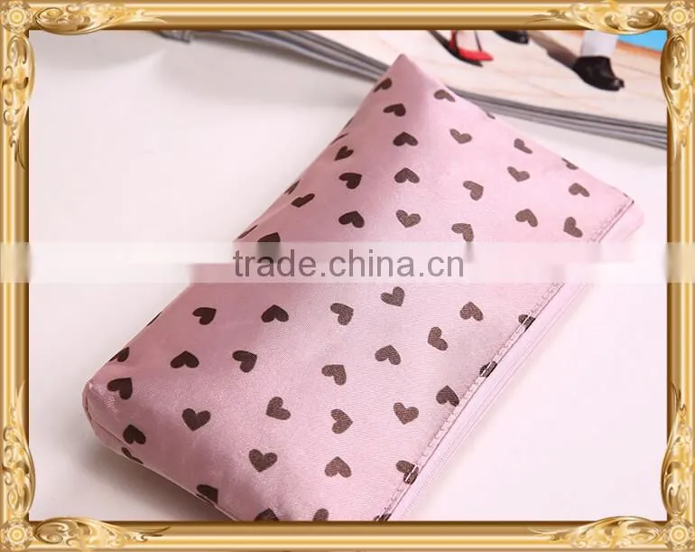 Eco-friendly portable silicone cute comestic bag