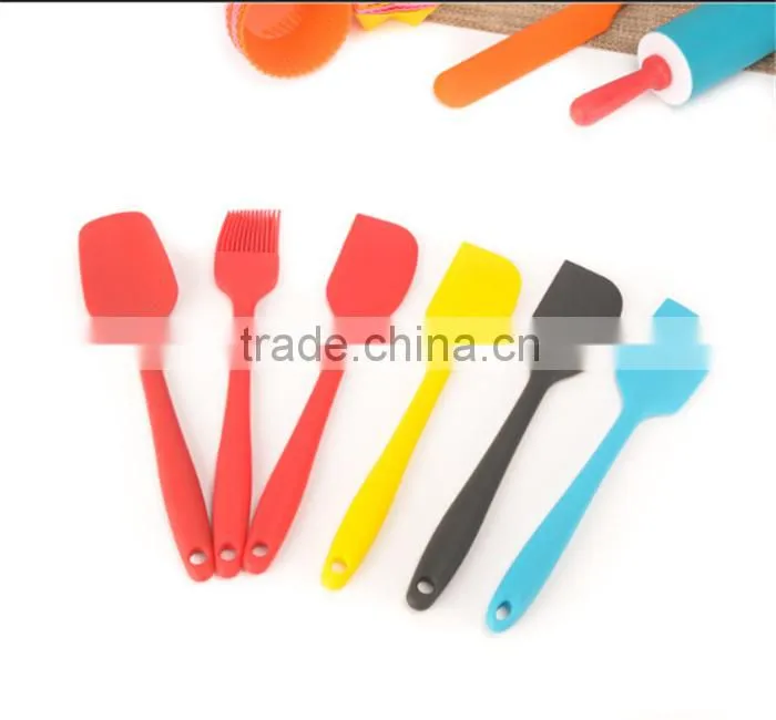 Wholesale Non-stick Durable Silicone Spatula Set of 3 Pieces-2 Pieces Silicone Spatula and 1 brush silicone spatula set of 3