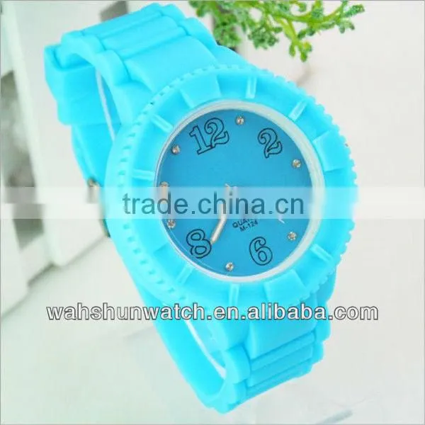 2013 Guangzhou Sports silicone gift watch/fashion silicone watch