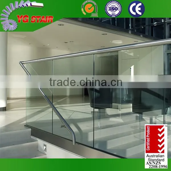 Grooved Balcony Glass Handrail