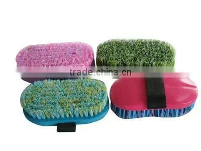 oval plastic TPR horse grooming brush