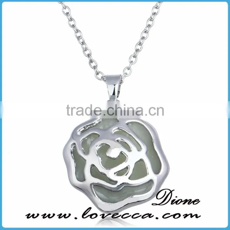 Magic Round Fairy Locket Glowing In The Dark Pendant Necklace Gift Luminous Vintage Necklaces