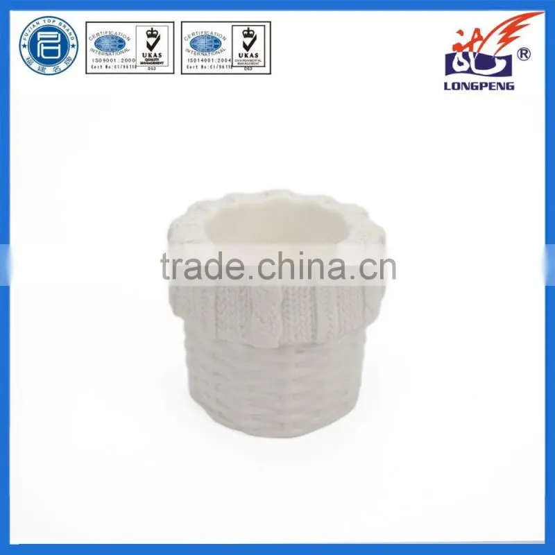 Eco-Friendly Elegant White Knitted Decorative Tealight Candle Holders