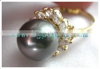 18K gold ring diamond ring and seawater pearl ring