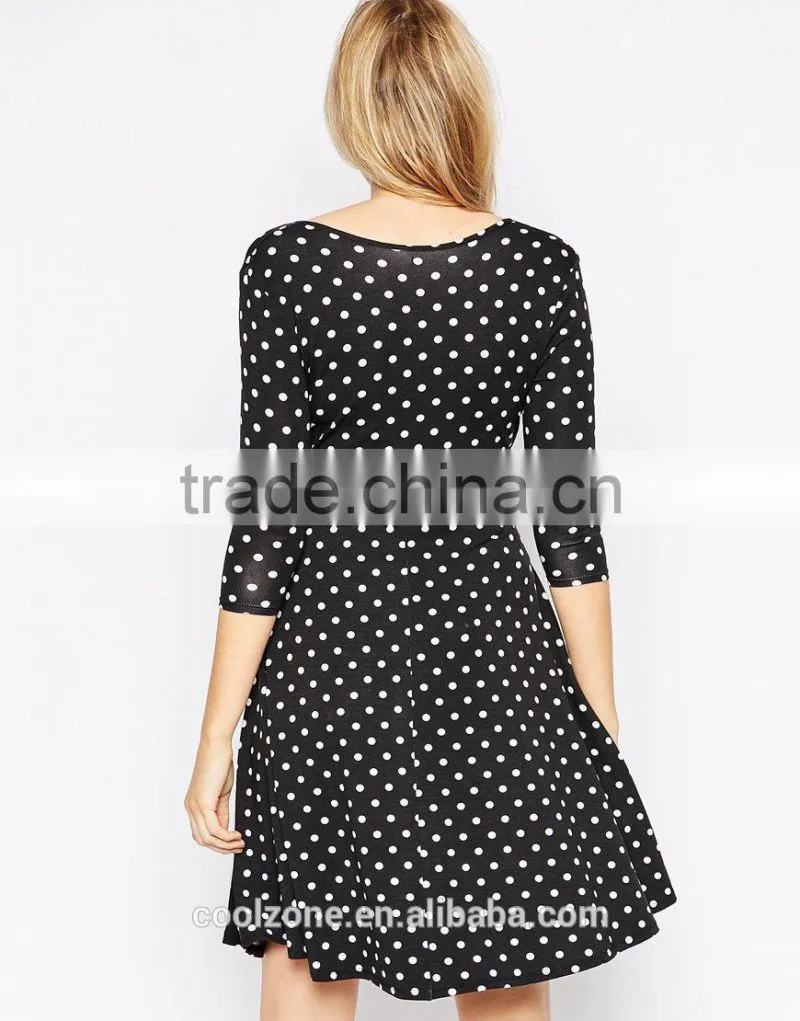 Regular fit spot print wrap design maternity clothes for nursing