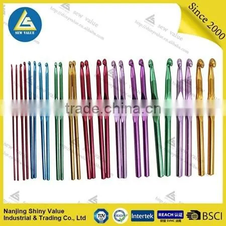 Different colors assorted sizes coated aluminium crochet hook