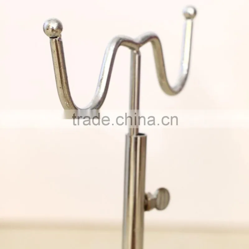 2015 Factory provide metal hooks for clothes hanger