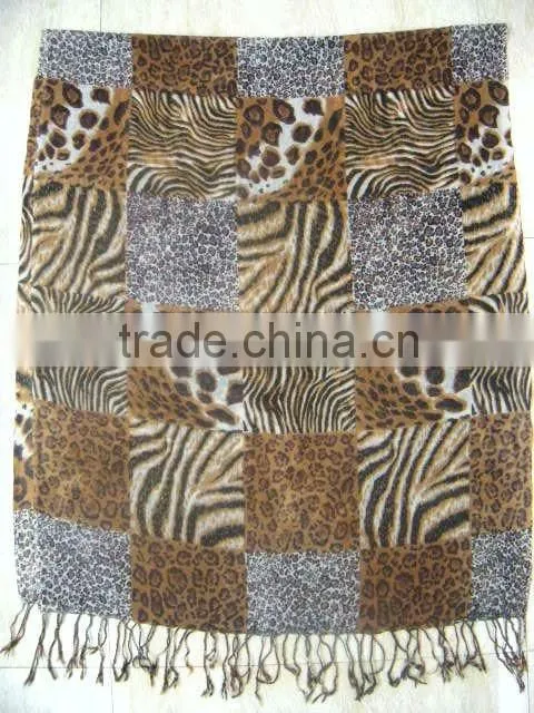 Latest hot wool Printed shawl/scarf Winter 2013
