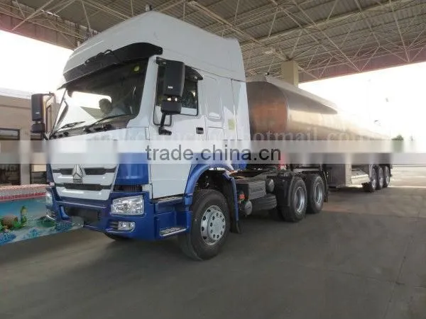 3 Axles 44000Liters Oil Delivery Semi Trailer for Sale with HOWO 420HP Tractor