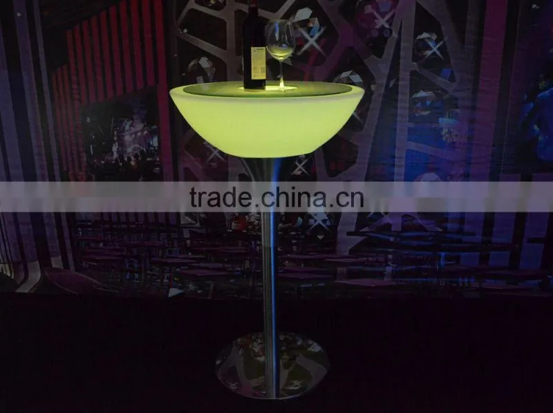 2016 Rechargeable Outside LED High Top Round Cocktail Bar Table set