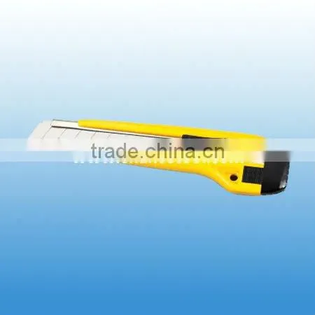 12 pcs easy cut auto-retractable utility knife UK139