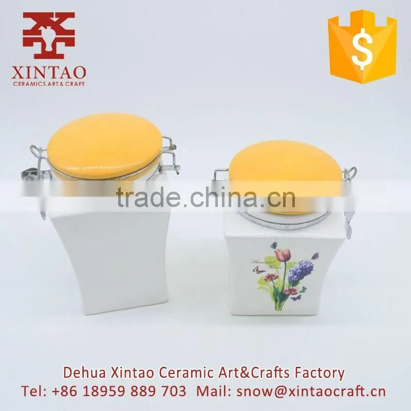 Regular fancy ceramic round shape antique cookie jar set for kitchen