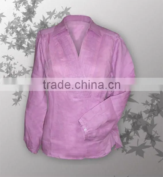 Ladies neck design of ramie blouse with pleats design