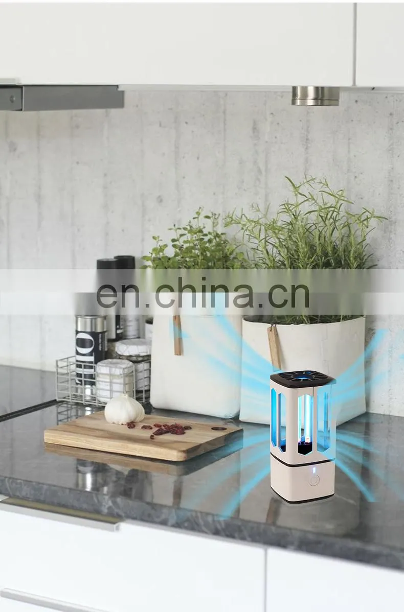 Factory spot car ultraviolet disinfection lamp portable household disinfection lamp USB charging mini sterilization lamp