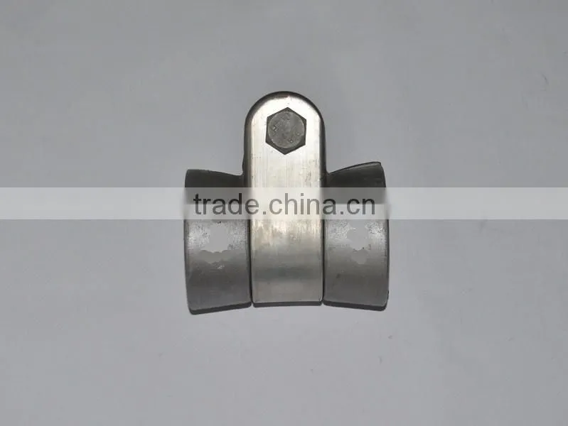 Armour-grip suspension clamp