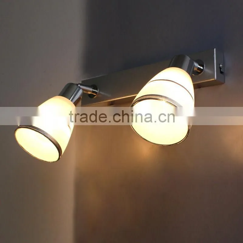 Wall lamp