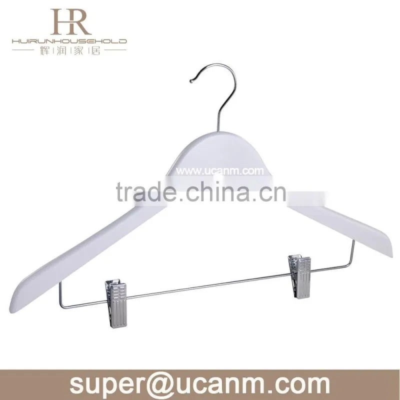 HRW-660BW clotes wooden clips hanger