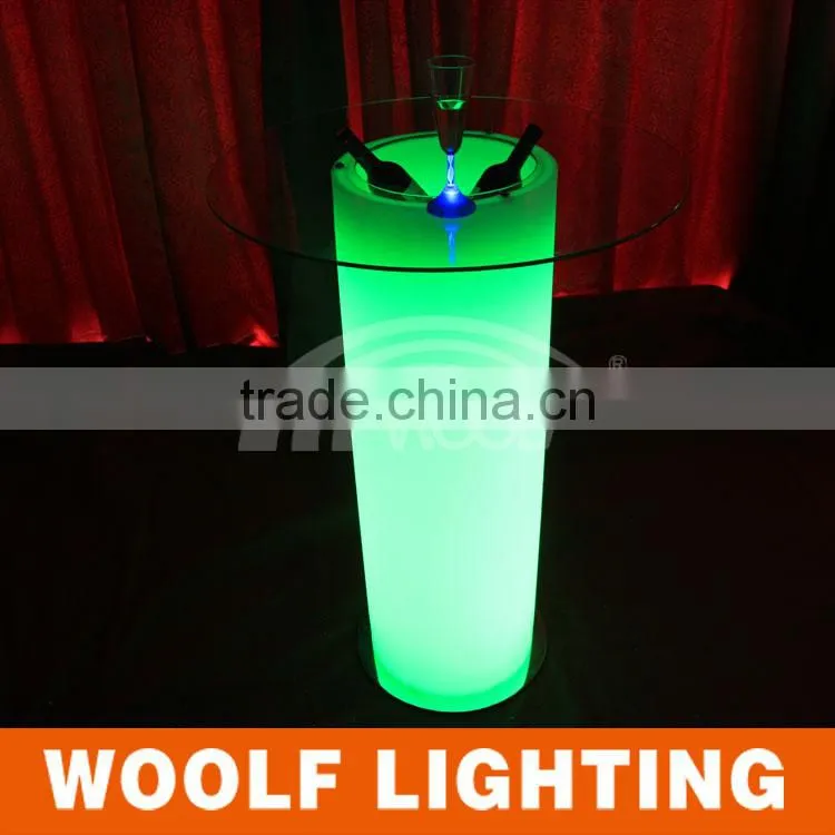 Popular Bistro and Bar Glowing Rechargeable Flashing Colourful LED Lighting Ice Bucket