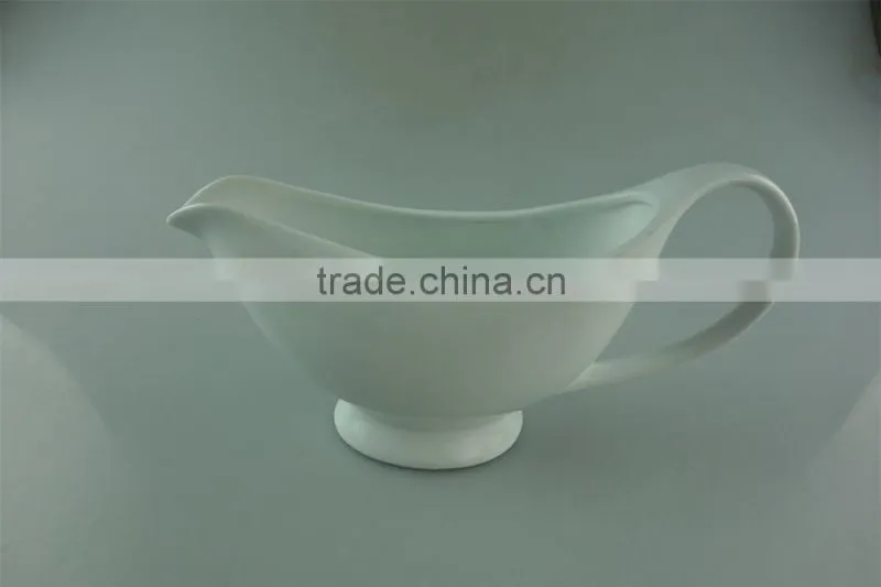 ceramic dinnerware type gravy boat,cheap ceramic gravy boat,plain white ceramic gravy boat