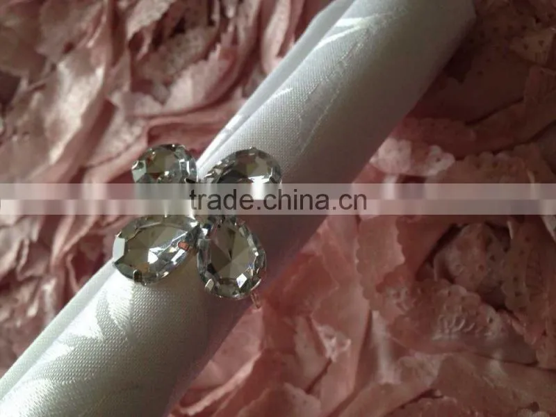 Lucky Clover Four Leafs Flower Style Clear Rhinestone Diamond Napkin Ring
