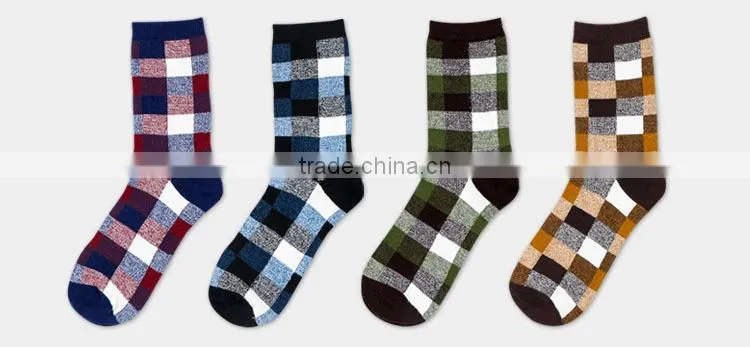 New Autumn Winter Cotton Men Socks Wholesale Korean Classic Plaid Sock