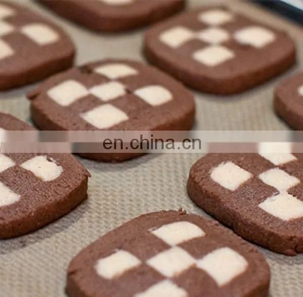 Automatic chocolate filled cookies making machine