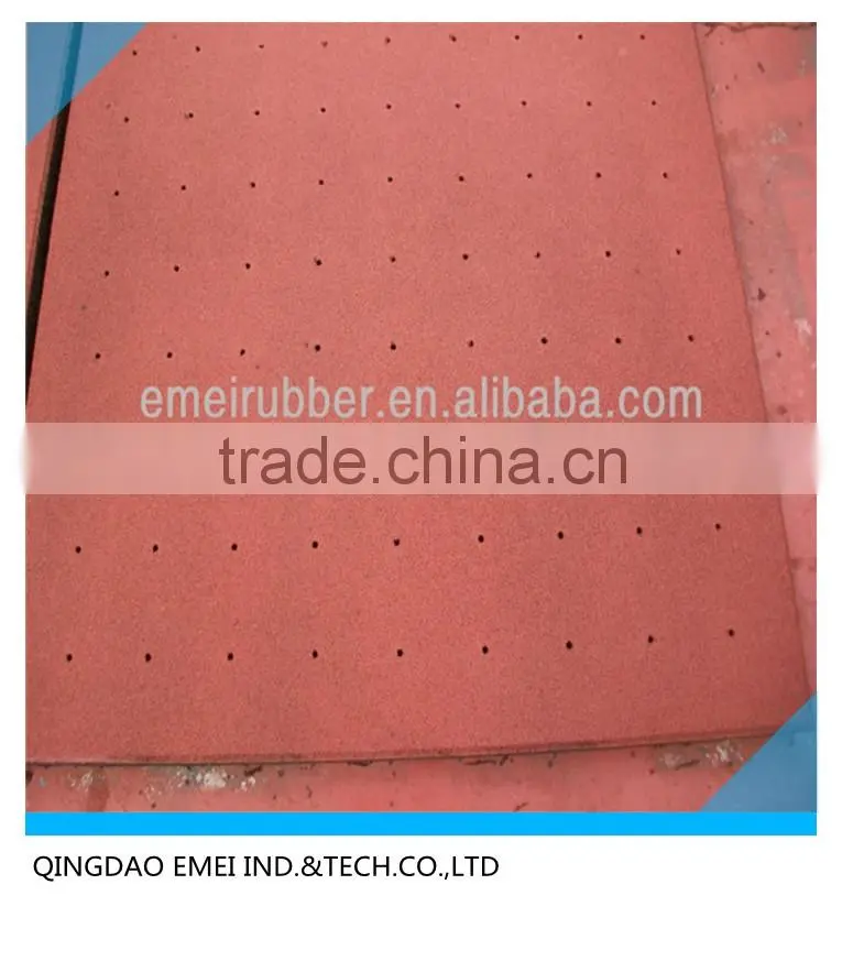 81 holes horse rubber floor
