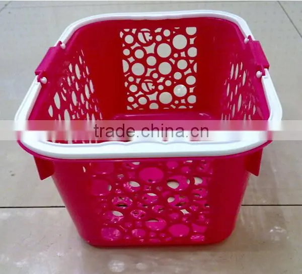 Bath basket with handle