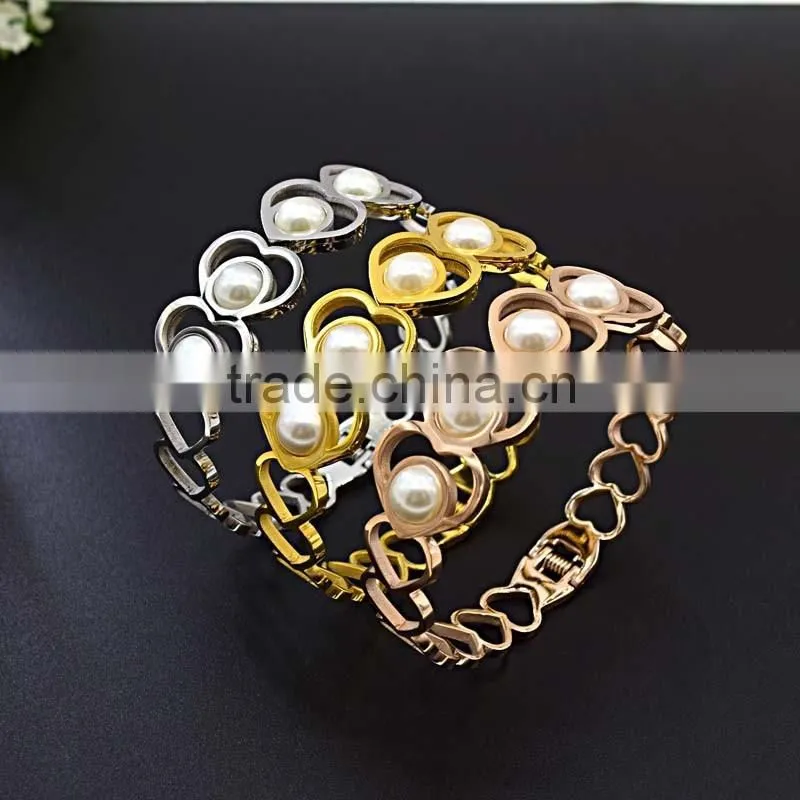 China Supplier Jewelry In Stainless Steel Gold Bangles Models Heart Style
