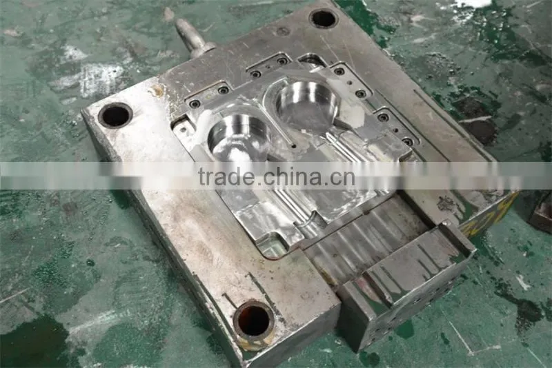 Plastic injection injection mould making