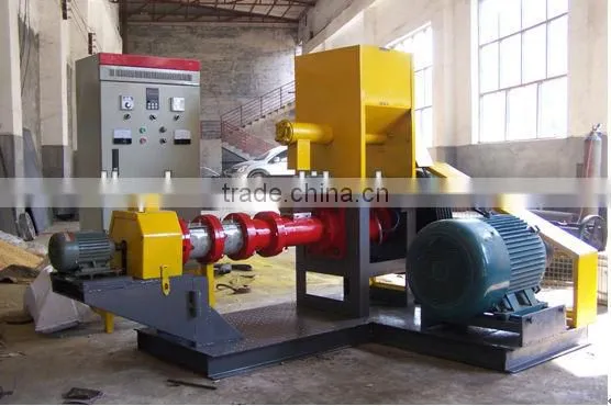 2012 Best seller wide output range automatically wet pet food extruder machine