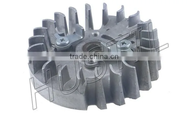 52cc Gasoline Chain Saw Spare Parts 5200 Chainsaw FlyWheel Metal Pawl