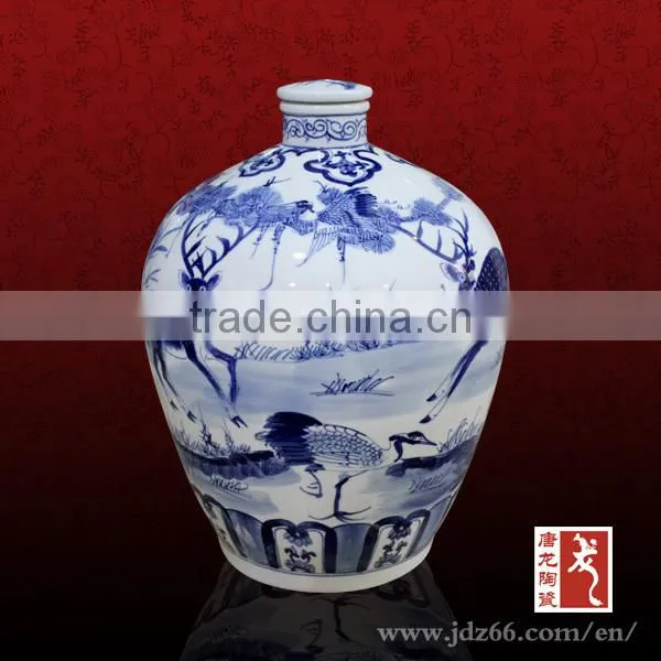 Large 50kg volume hand painted wine jar from Jingdezhen