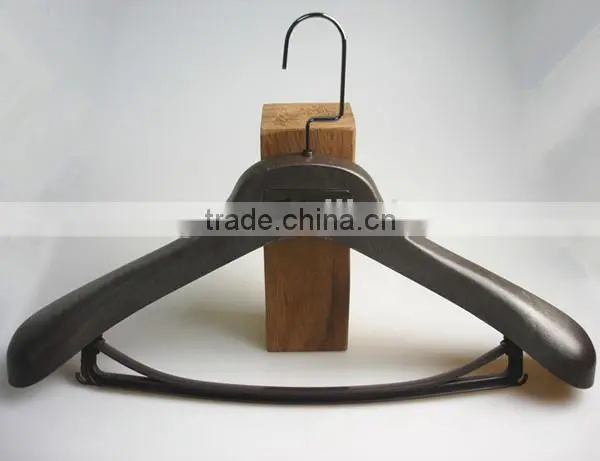 FP-868 Good quality plastic cloth hanger for men suit