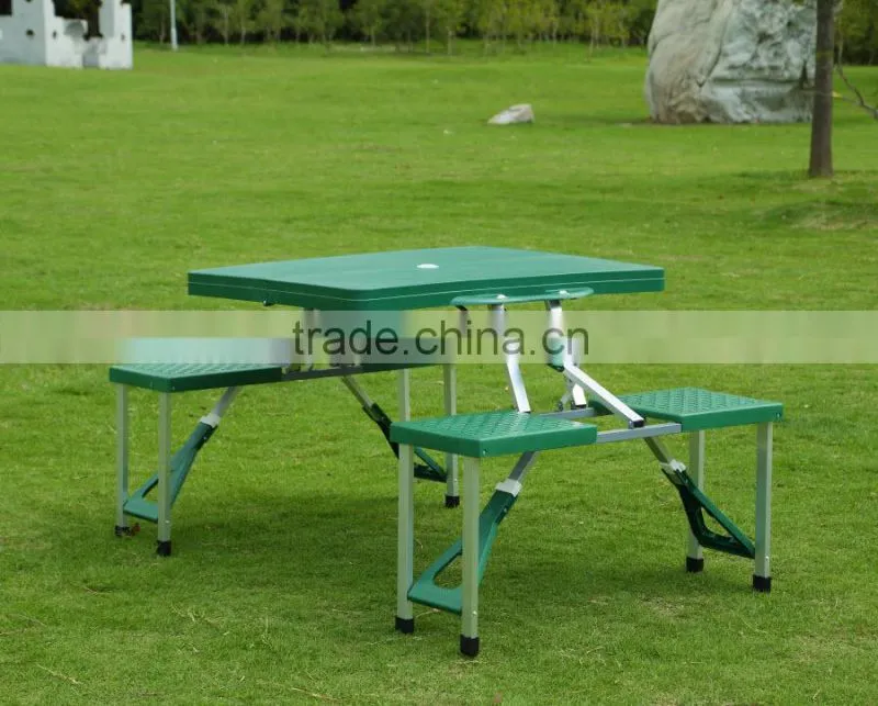 Outdoor Plastic Folding Table