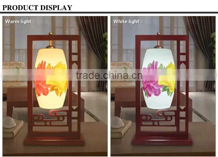 2016 hot selling products decal pastel wood desk led a table lamp
