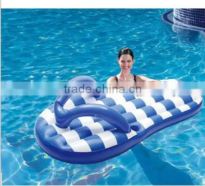Inflatable swimming pool noodles