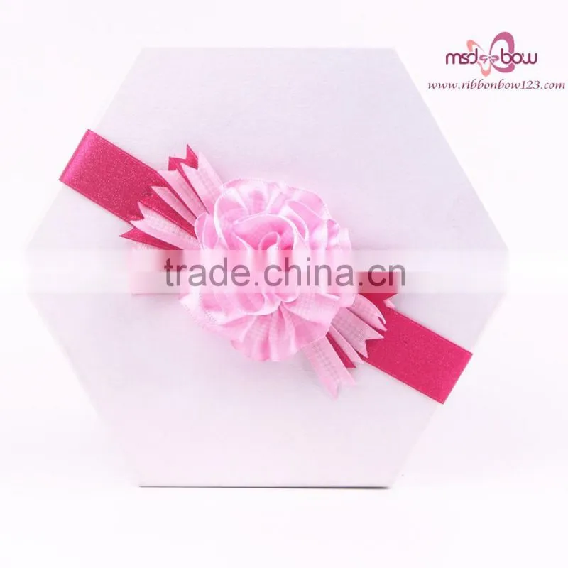 gift wrapping pre made elastic ribbon bow