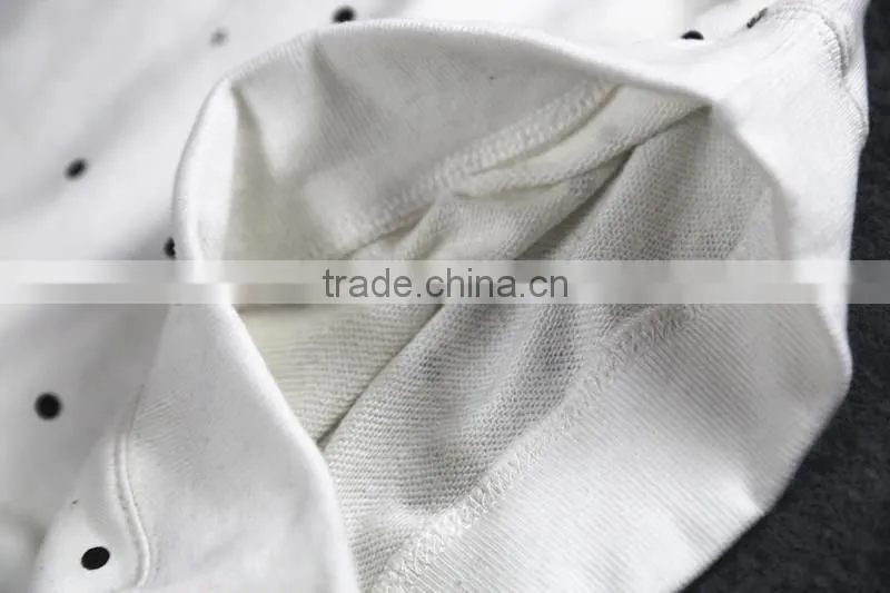 long sleeves round neck pullover hoodie for children