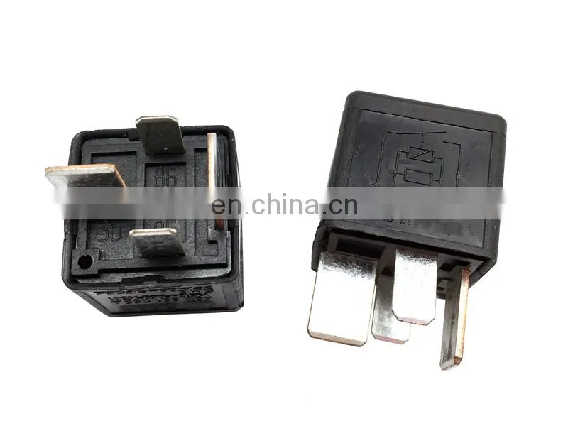 Auto Relay For V-W Au-di OEM 8D0951253A V23134-B52-X301 V23134B52X301